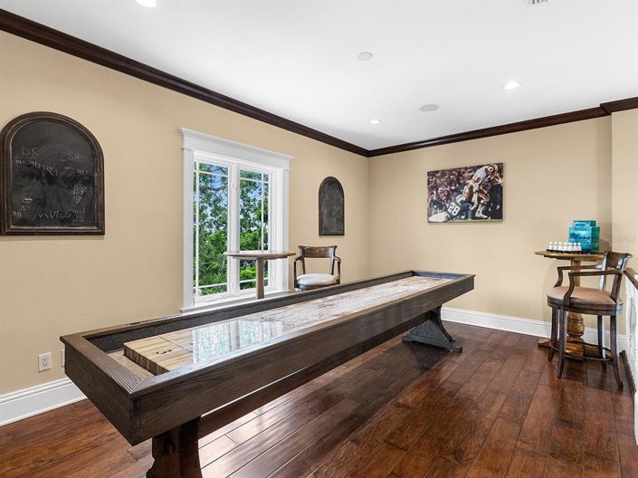 Image No.35-5 Bed Property for sale