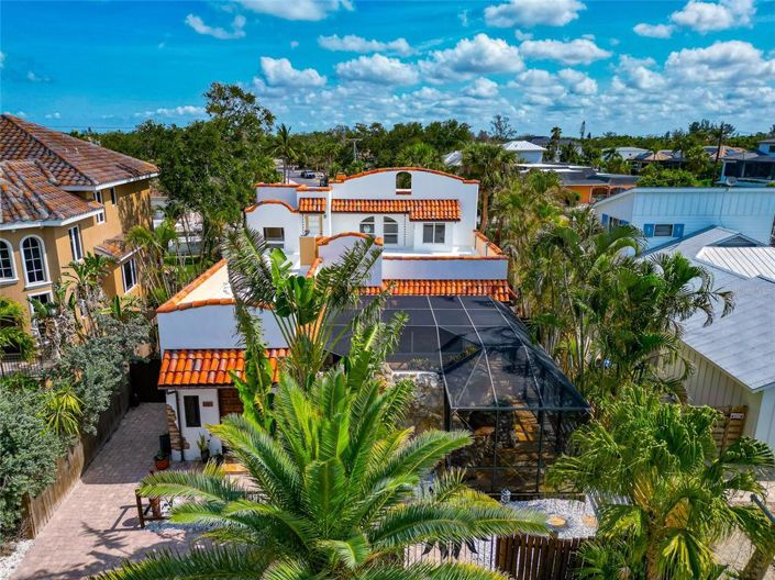 Image No.1-3 Bed Property for sale