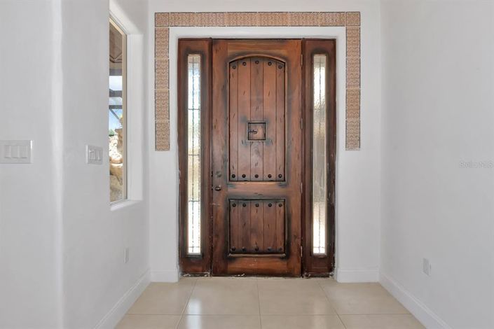 Image No.11-3 Bed Property for sale