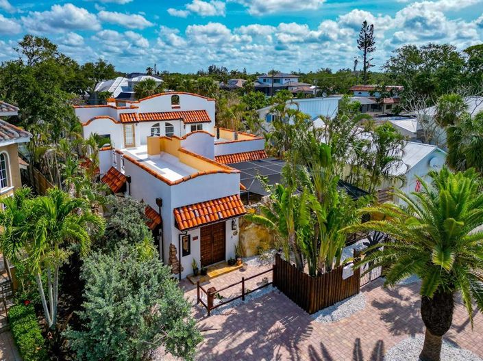 Image No.2-3 Bed Property for sale