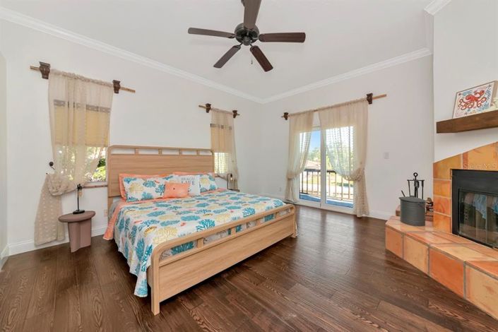 Image No.23-3 Bed Property for sale