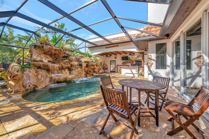 Image No.7-3 Bed Property for sale