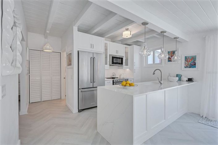 Image No.18-2 Bed Property for sale