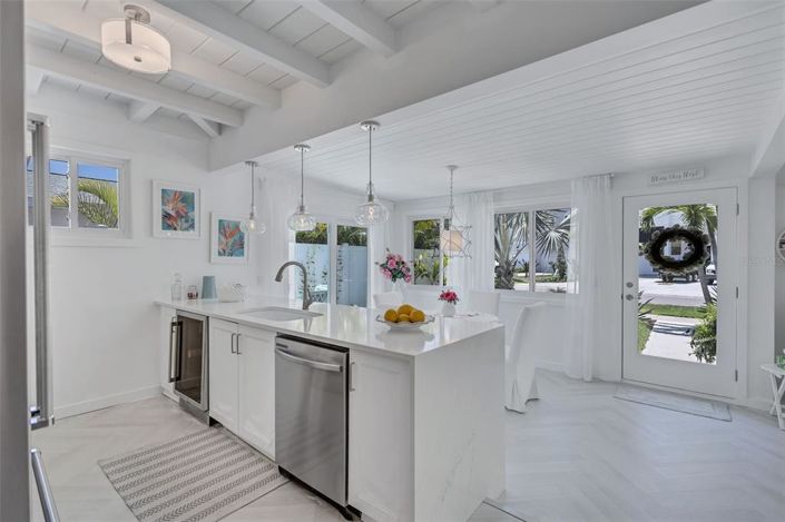 Image No.20-2 Bed Property for sale