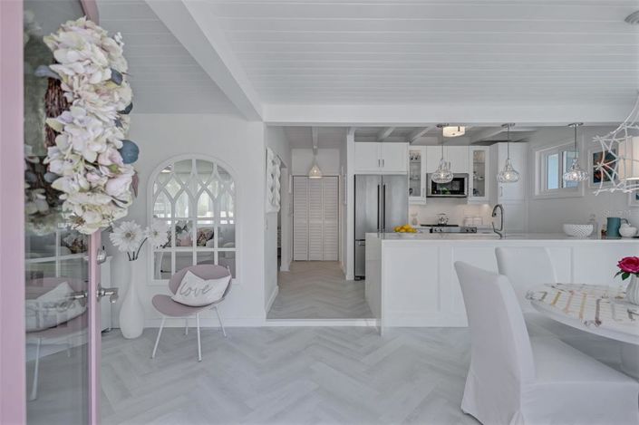 Image No.23-2 Bed Property for sale