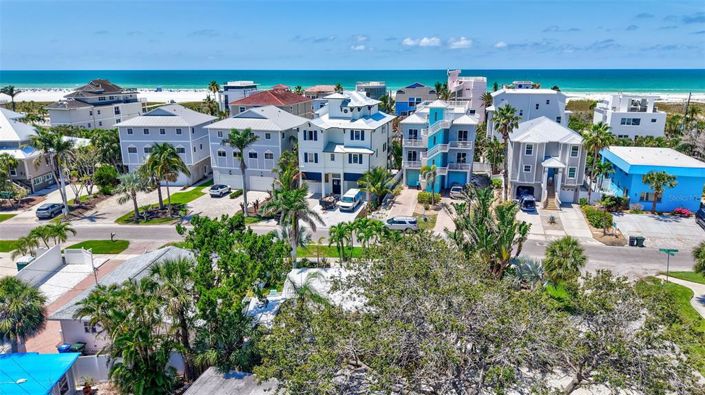 Image No.43-2 Bed Property for sale