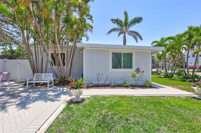 Image No.7-Propriété de 2 chambres à vendre à Sarasota