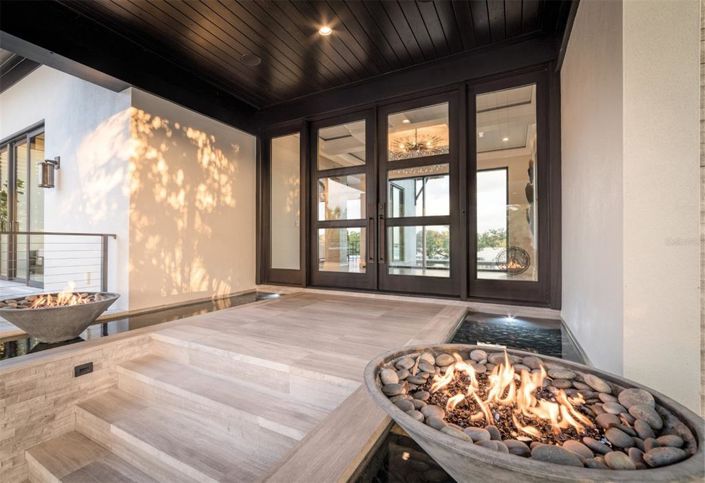 Image No.16-4 Bed Property for sale