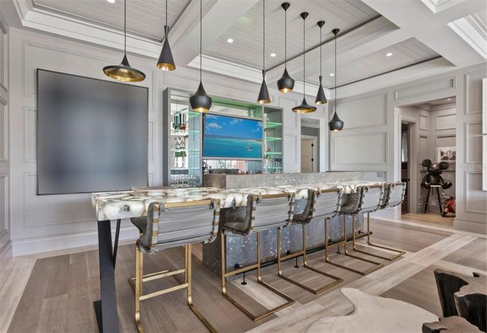 Image No.25-4 Bed Property for sale