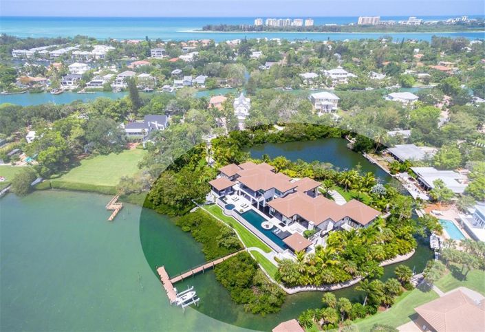 Image No.3-Propriété de 4 chambres à vendre à Sarasota