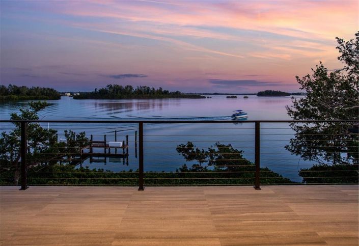 Image No.38-4 Bed Property for sale