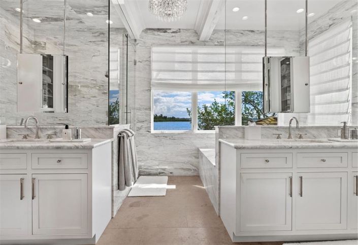 Image No.40-4 Bed Property for sale