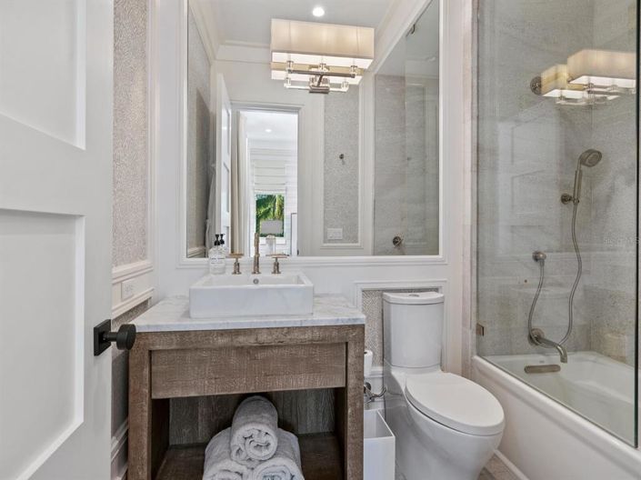 Image No.48-4 Bed Property for sale