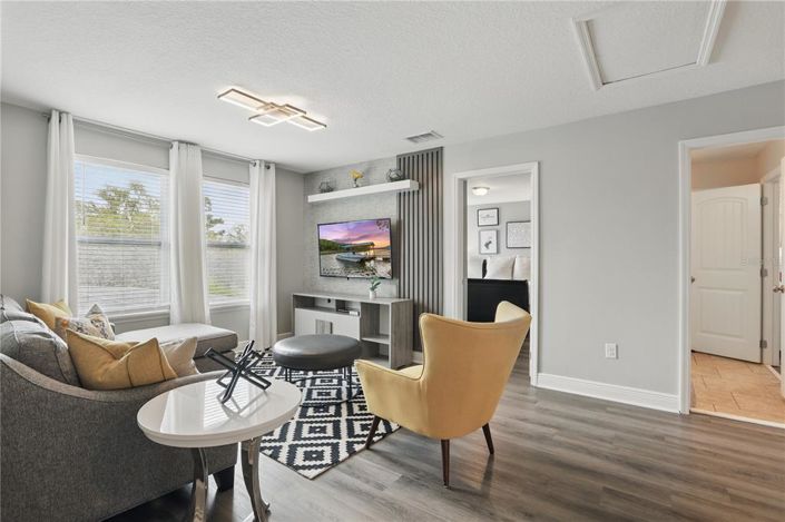 Image No.24-6 Bed Property for sale