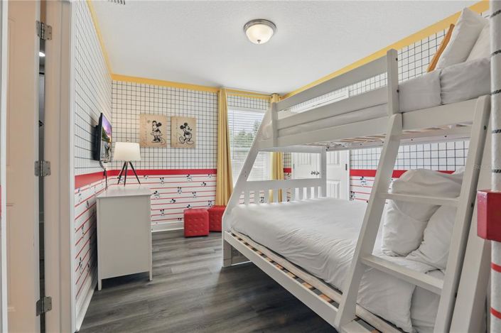 Image No.34-6 Bed Property for sale