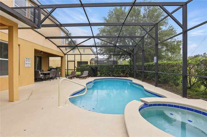 Image No.45-6 Bed Property for sale