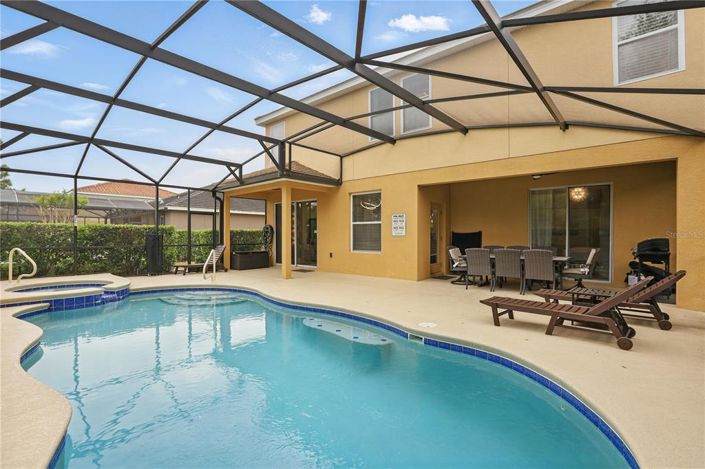 Image No.47-6 Bed Property for sale