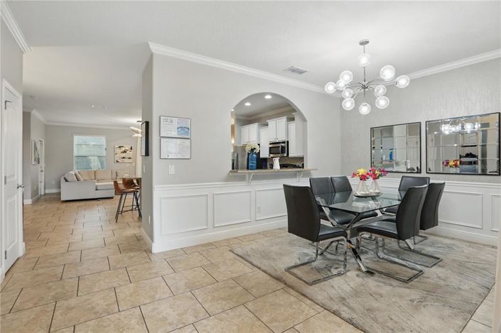 Image No.6-6 Bed Property for sale