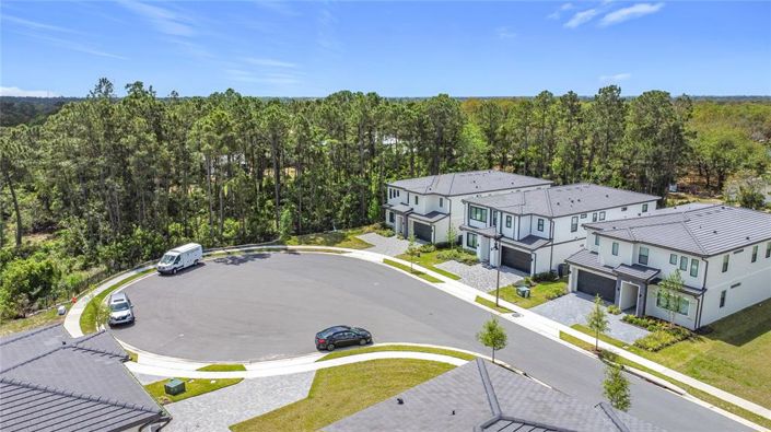 Image No.50-12 Bed Property for sale