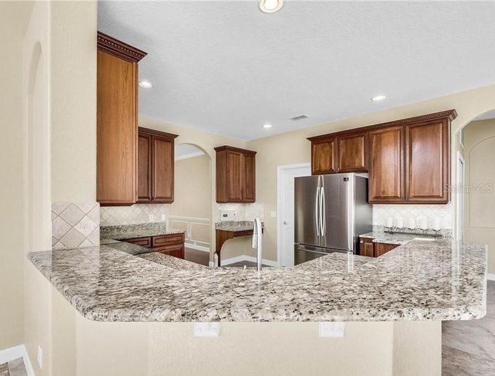 Image No.11-4 Bed Property for sale