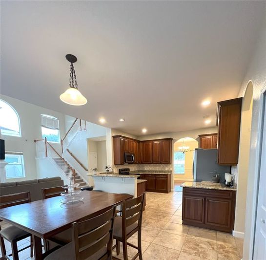 Image No.12-4 Bed Property for sale