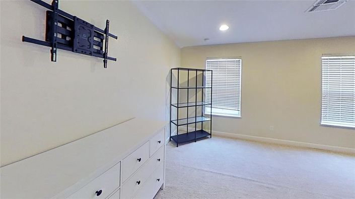 Image No.40-4 Bed Property for sale