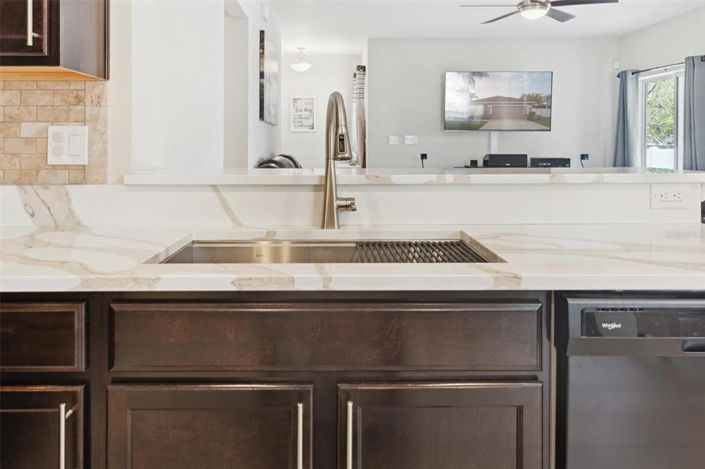 Image No.16-3 Bed Property for sale