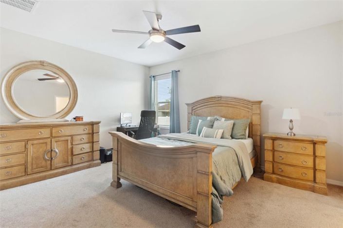 Image No.18-3 Bed Property for sale