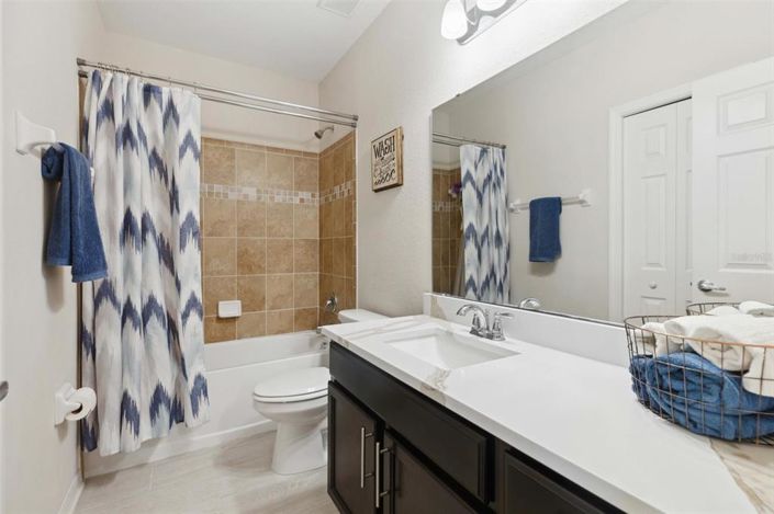 Image No.26-3 Bed Property for sale