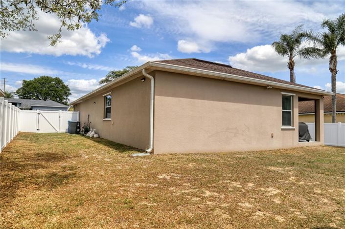 Image No.31-3 Bed Property for sale