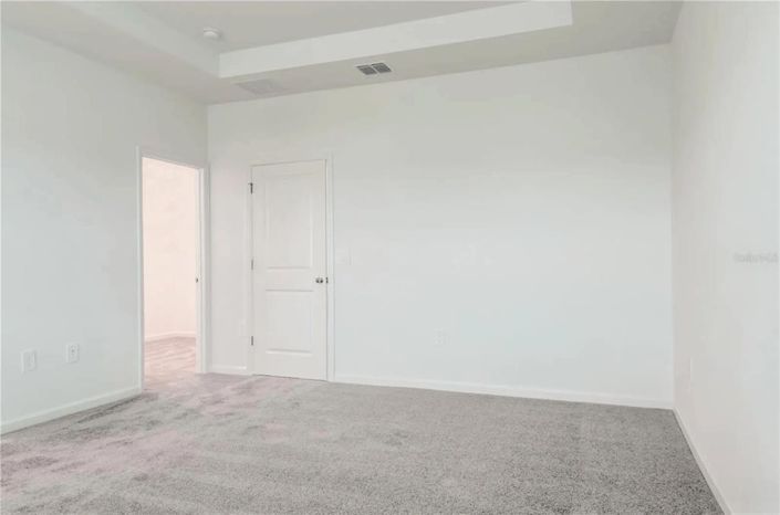 Image No.17-3 Bed Townhouse for sale