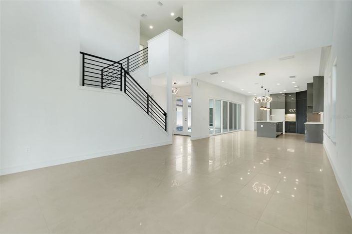 Image No.26-4 Bed Property for sale