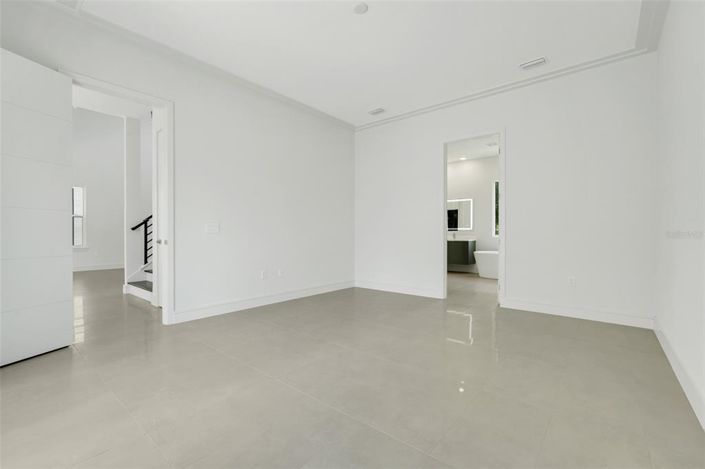 Image No.37-4 Bed Property for sale