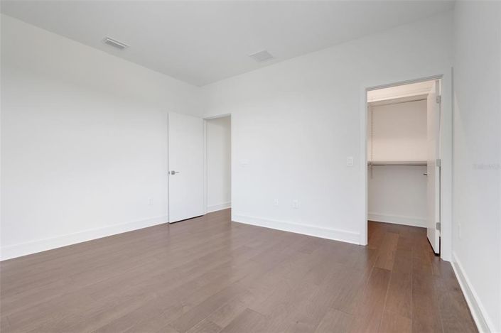 Image No.50-4 Bed Property for sale