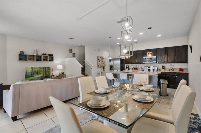 Image No.16-4 Bed Townhouse for sale