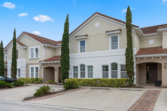 Image No.2-4 Bed Townhouse for sale