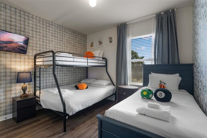 Image No.31-4 Bed Townhouse for sale