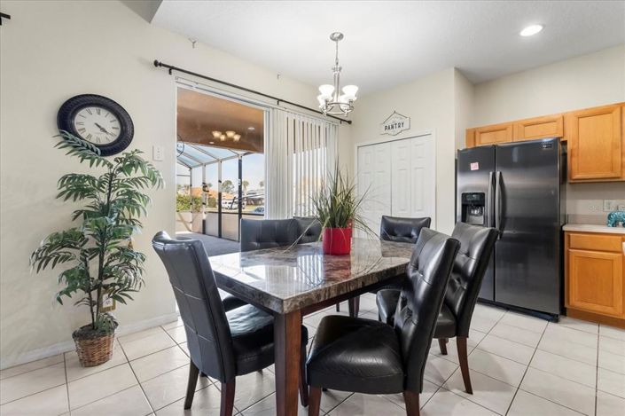 Image No.6-Propriété de 6 chambres à vendre à Davenport