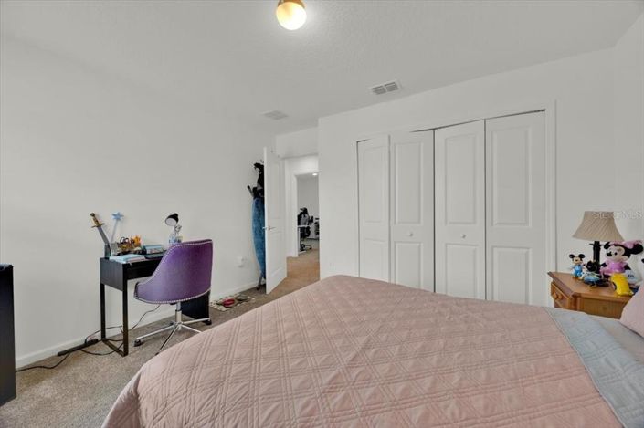 Image No.28-5 Bed Property for sale