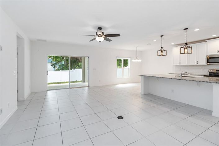 Image No.6-4 Bed Property for sale