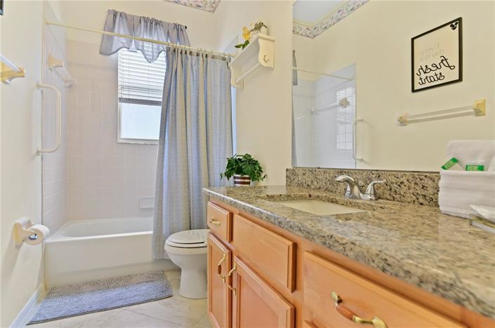 Image No.19-4 Bed Property for sale