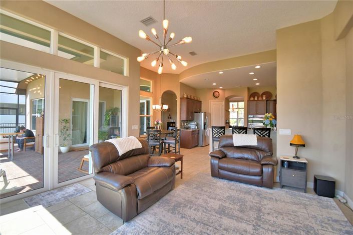 Image No.13-5 Bed Property for sale