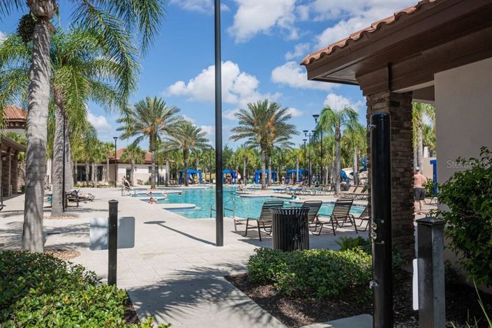 Image No.10-6 Bed Property for sale