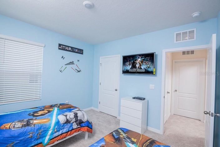 Image No.16-6 Bed Property for sale