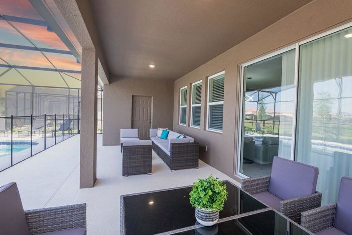 Image No.64-6 Bed Property for sale