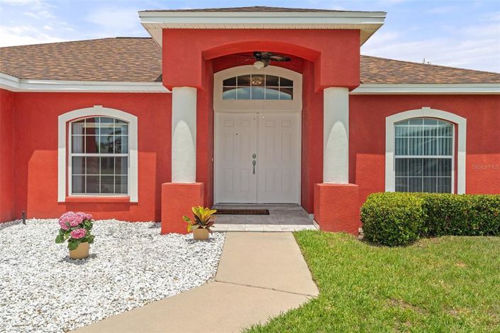 Image No.1-4 Bed Property for sale