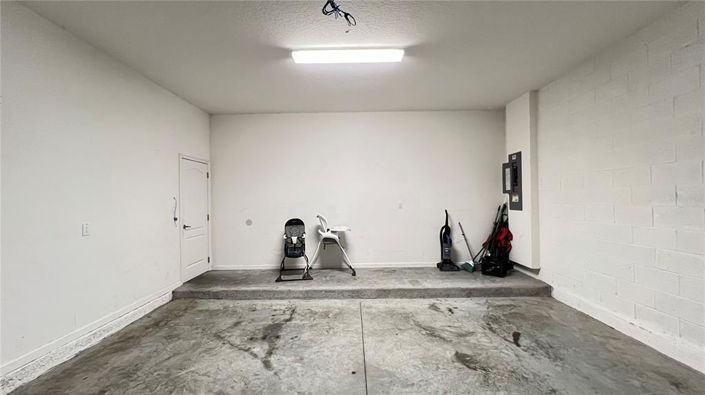 Image No.11-12 Bed Property for sale