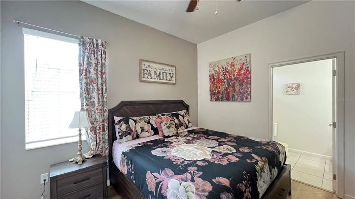 Image No.41-12 Bed Property for sale