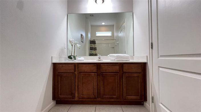 Image No.44-12 Bed Property for sale