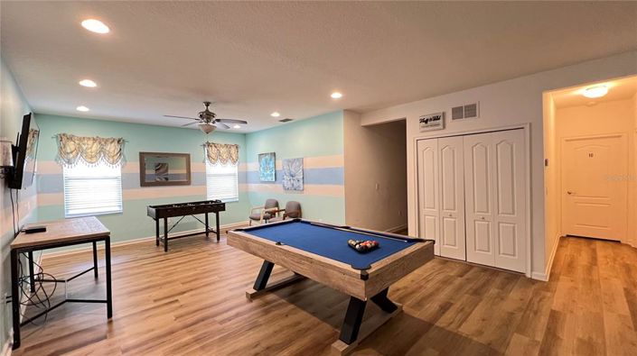 Image No.51-12 Bed Property for sale